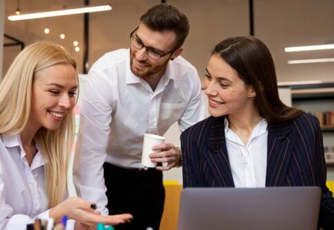 Portones Industriales y linea hogar